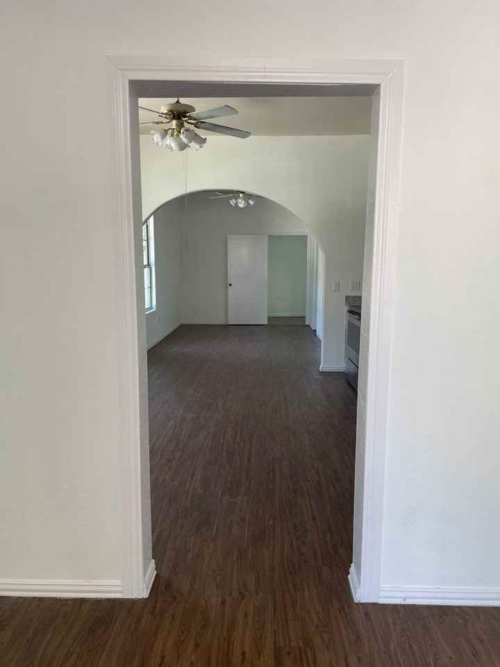 2518 Carter Ave - Photo 7 of 20