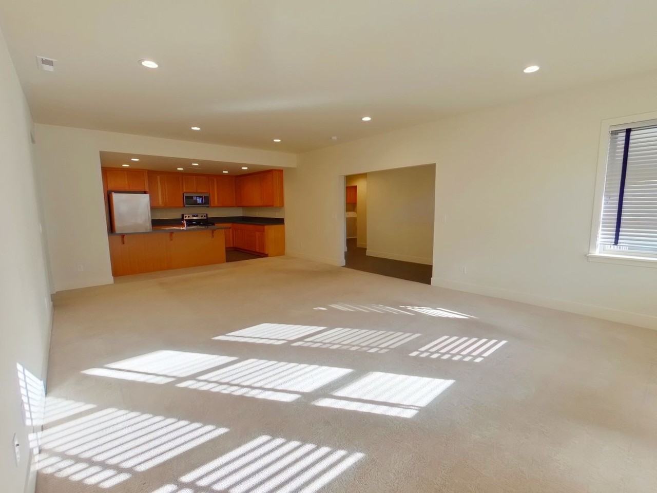 345 Ellie Ln - Photo 6 of 14