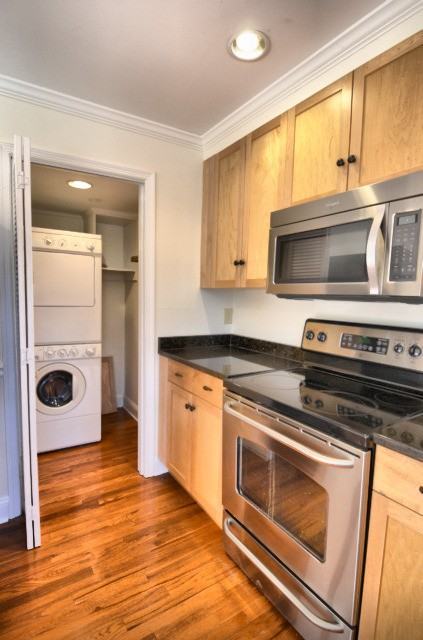 409 Smith Ave - Photo 7 of 18