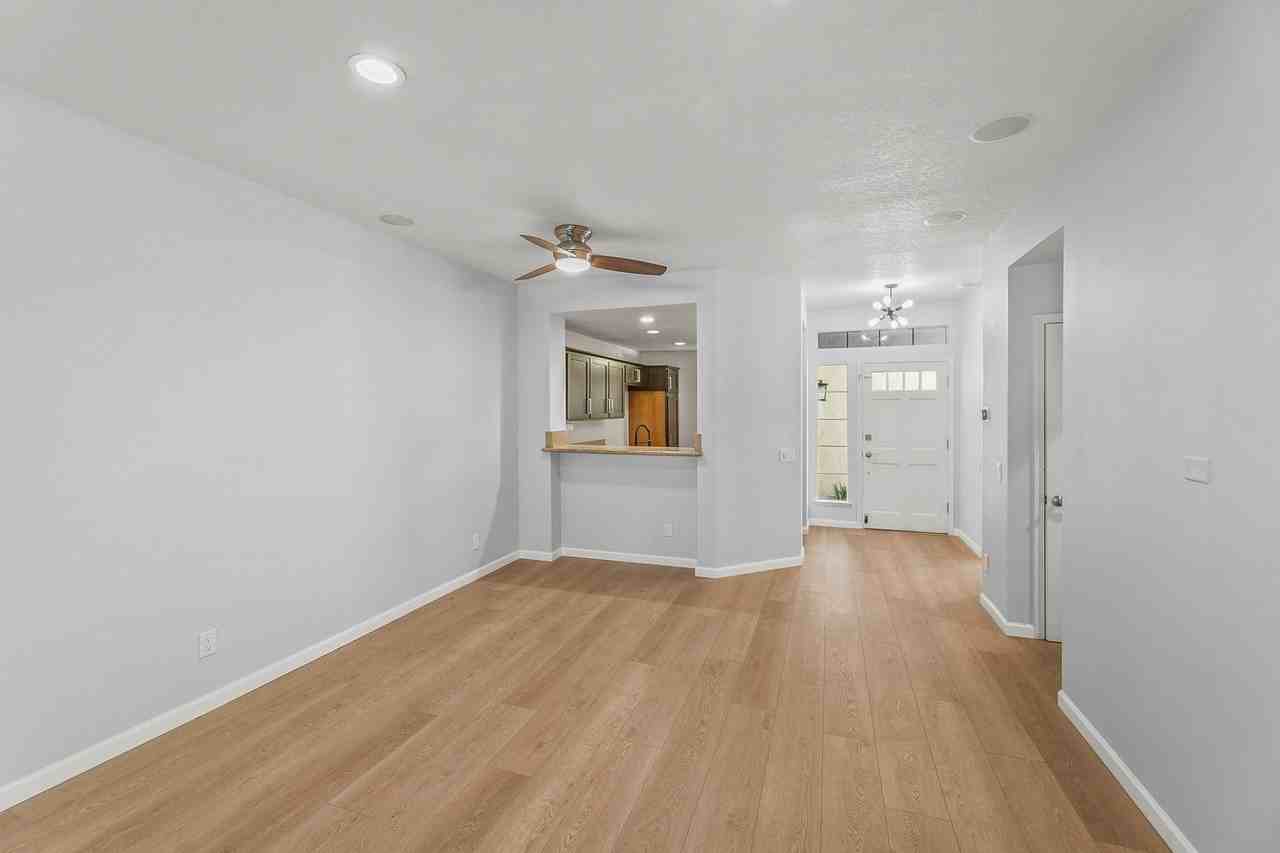 25841 Mcbean Pkwy #2 - Photo 2 of 13