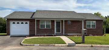featured image of 2372 Governors Ct