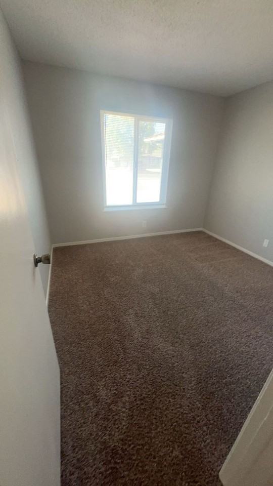 2710 Villa Dr - Photo 6 of 10