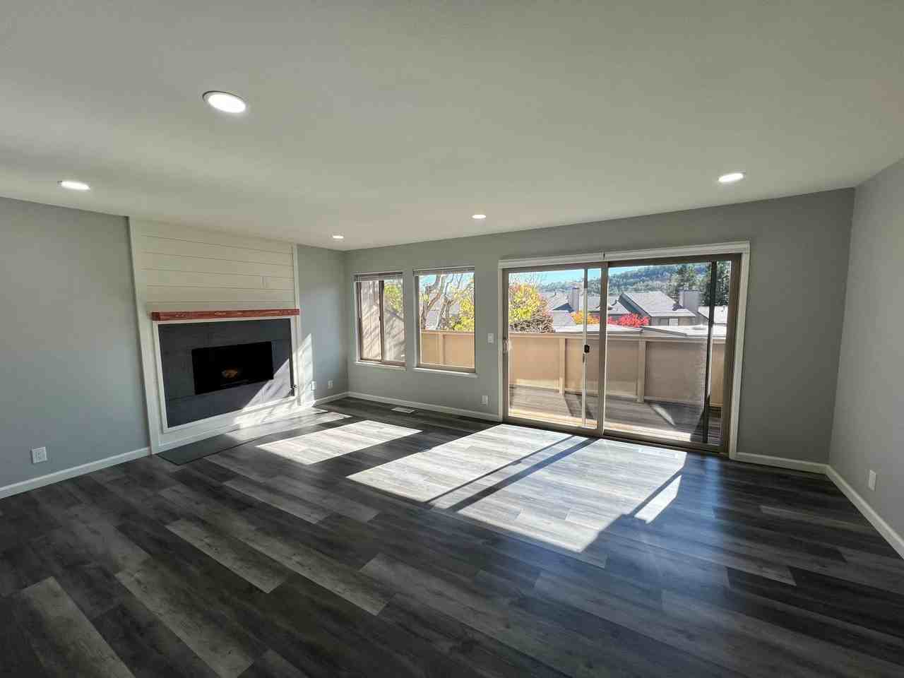 17 Columbine Ln - Photo 2 of 22
