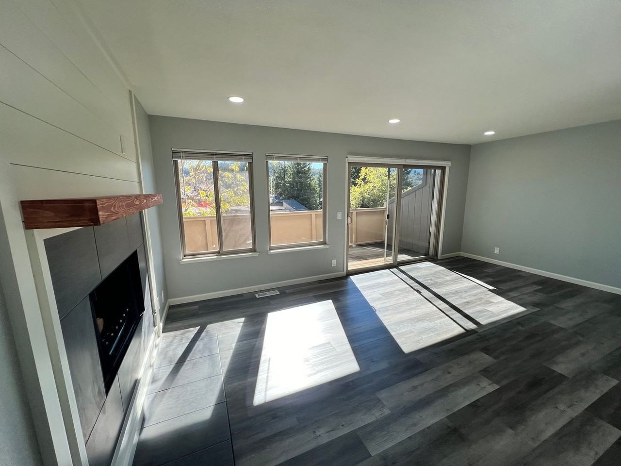 17 Columbine Ln - Photo 4 of 22