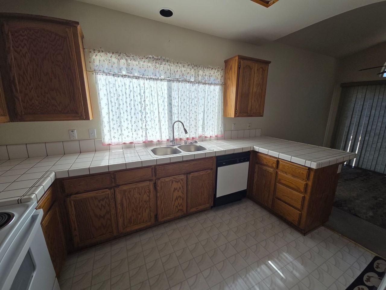 1316 Green Teal Way - Photo 3 of 26
