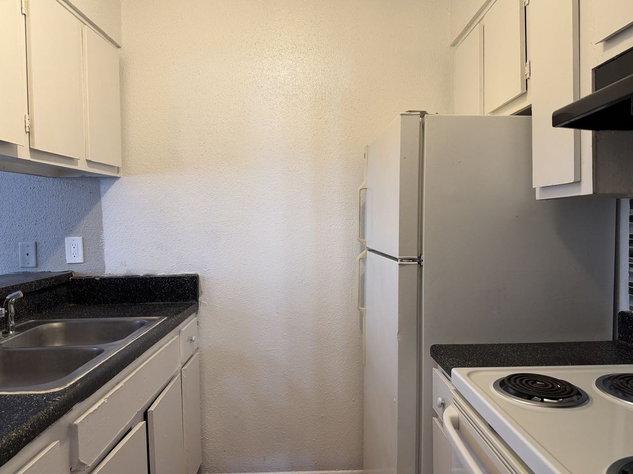 209 Victor St #24 - Photo 3 of 6