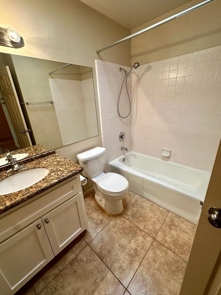 11886 E Calle Del Cid - Photo 4 of 26
