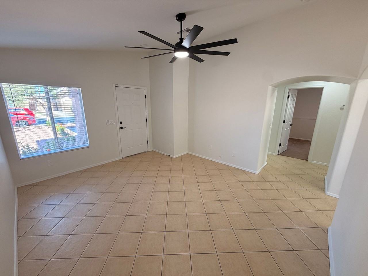12005 W Charter Oak Rd - Photo 4 of 17