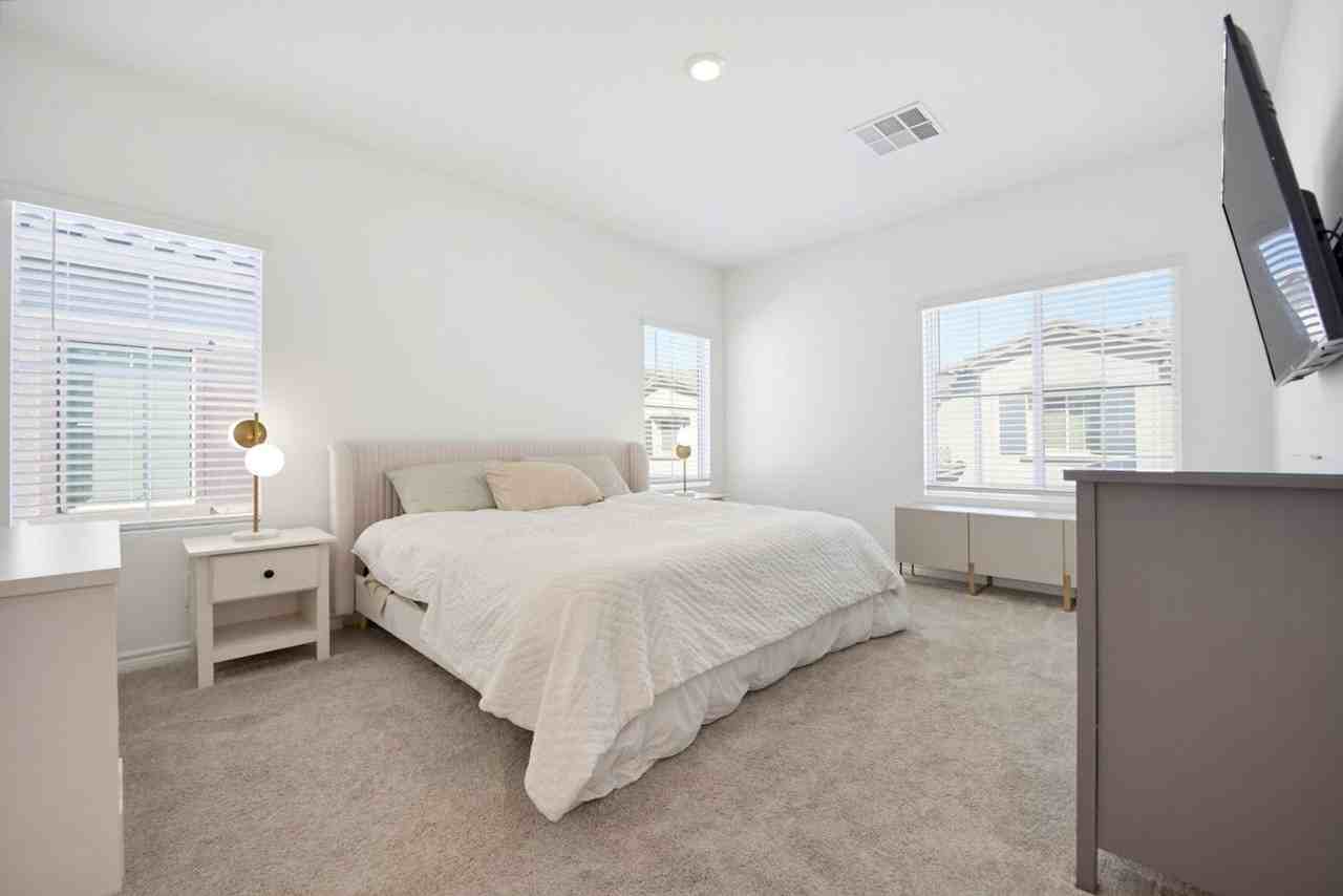 7232 N Decatur Blvd #6 - Photo 4 of 27