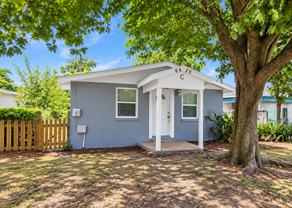 8620 N Mulberry St - Photo 1 of 1
