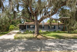 featured image of 1220 Morin St