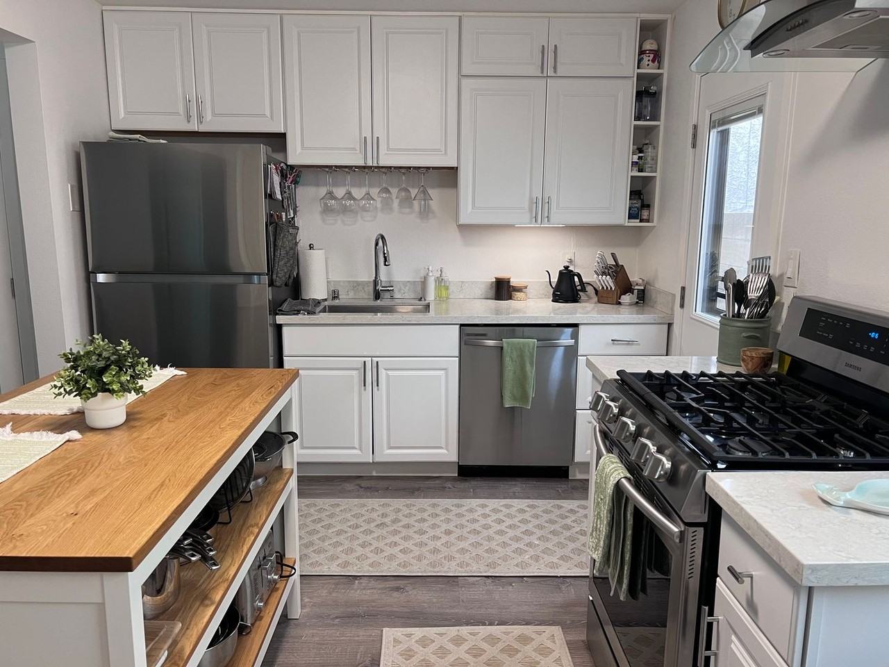 420 420 & 430 Hermosa Ave. - Photo 5 of 17