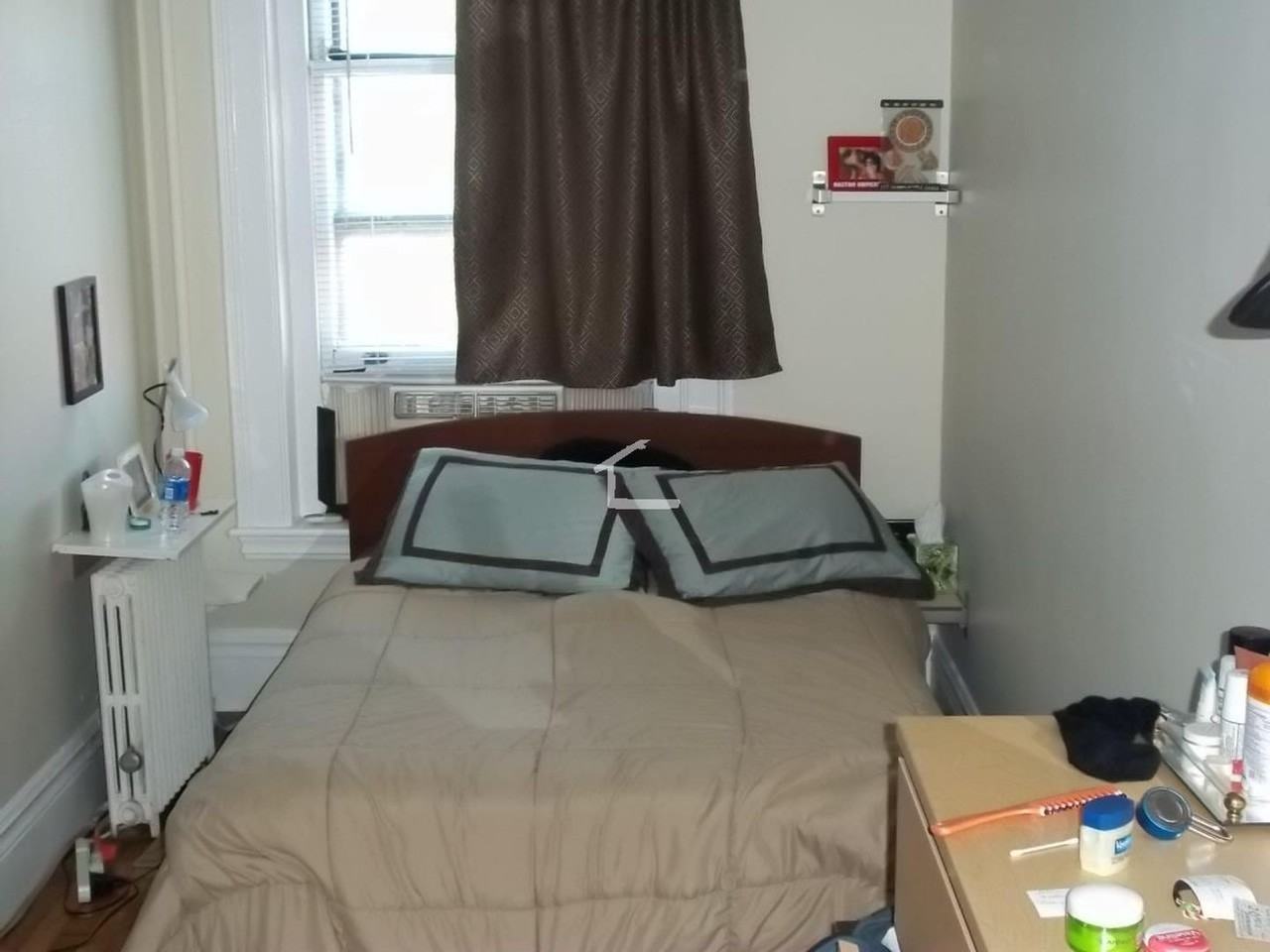 849 Beacon St - Photo 3 of 4