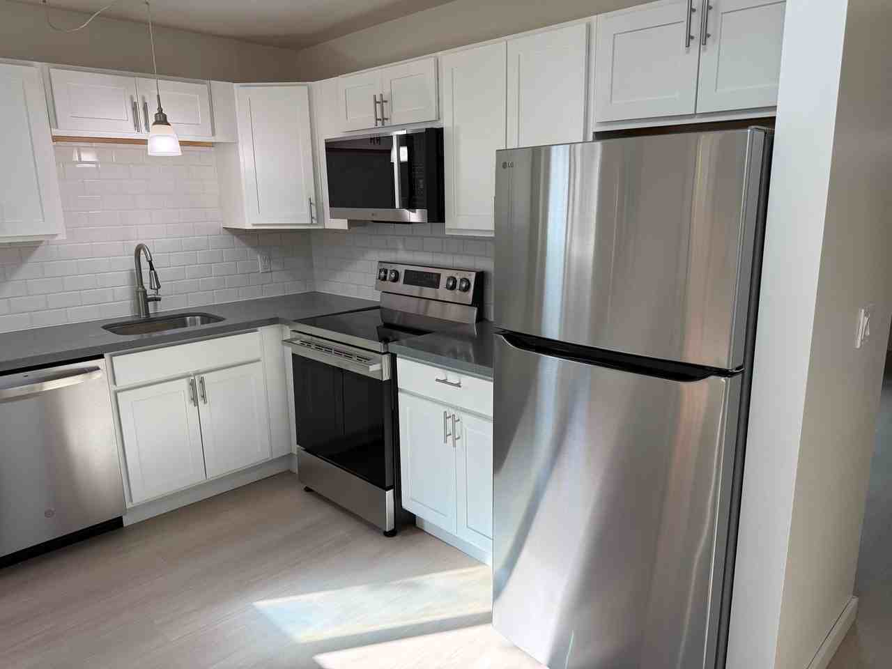4118 Se 29th Ave - Photo 7 of 17
