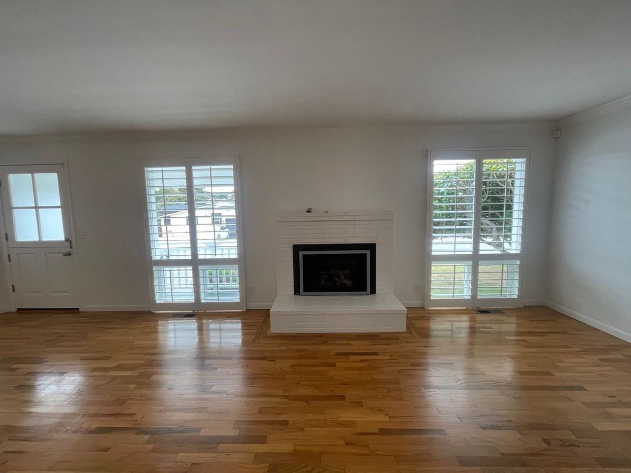 1139 Ripple Ave - Photo 5 of 50