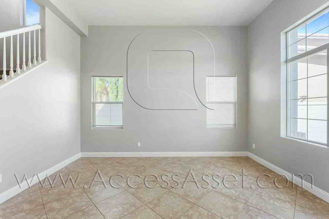 13555 Apricot Tree Ln - Photo 5 of 35