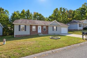 featured image of 1202 Quail Hollow Cir