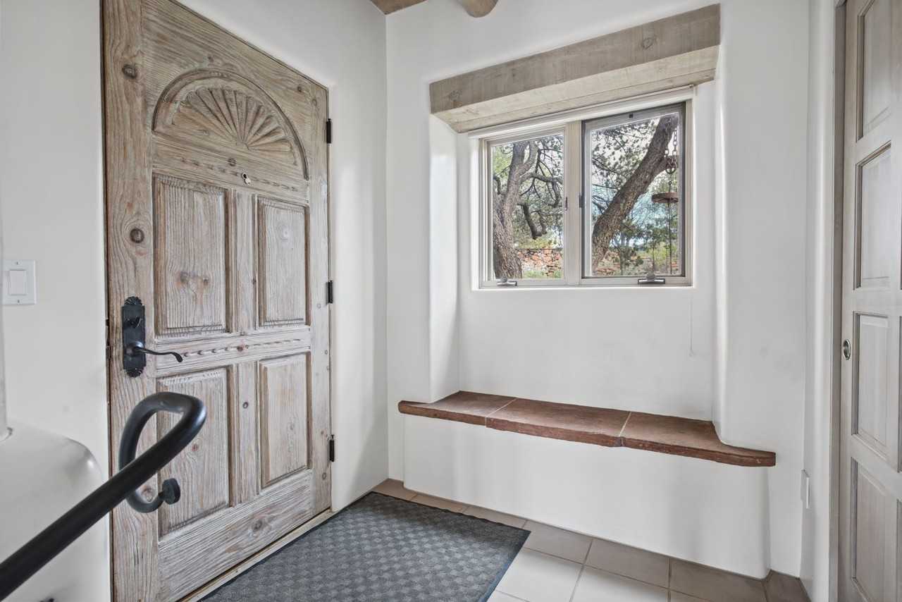 1350 Thunder Ridge Rd - Photo 2 of 28