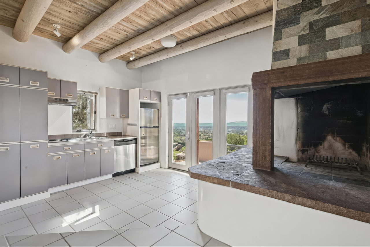 1350 Thunder Ridge Rd - Photo 7 of 28