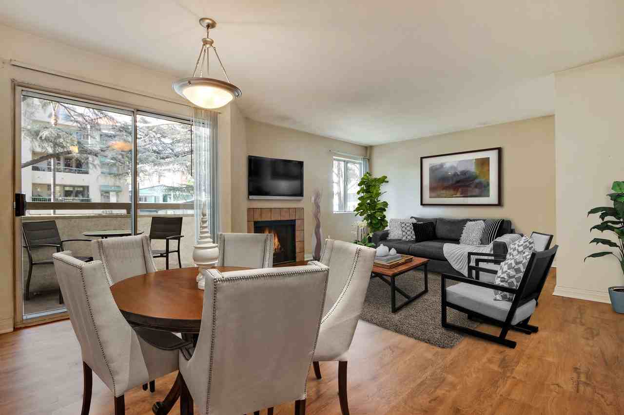 Contemporary Living in Sherman Oaks - Photo 4 of 9