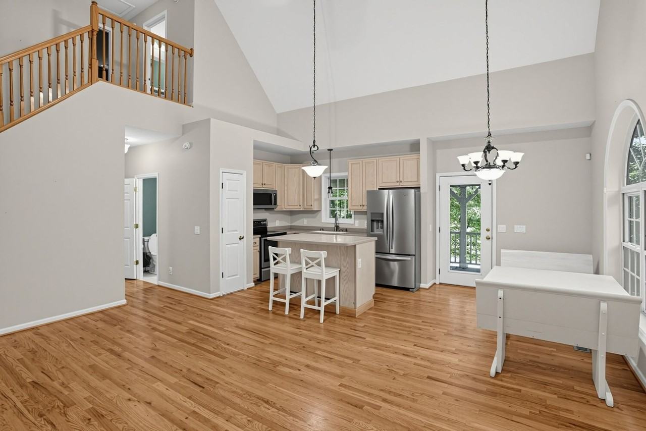 110 Birch Leaf Ln - Photo 3 of 24