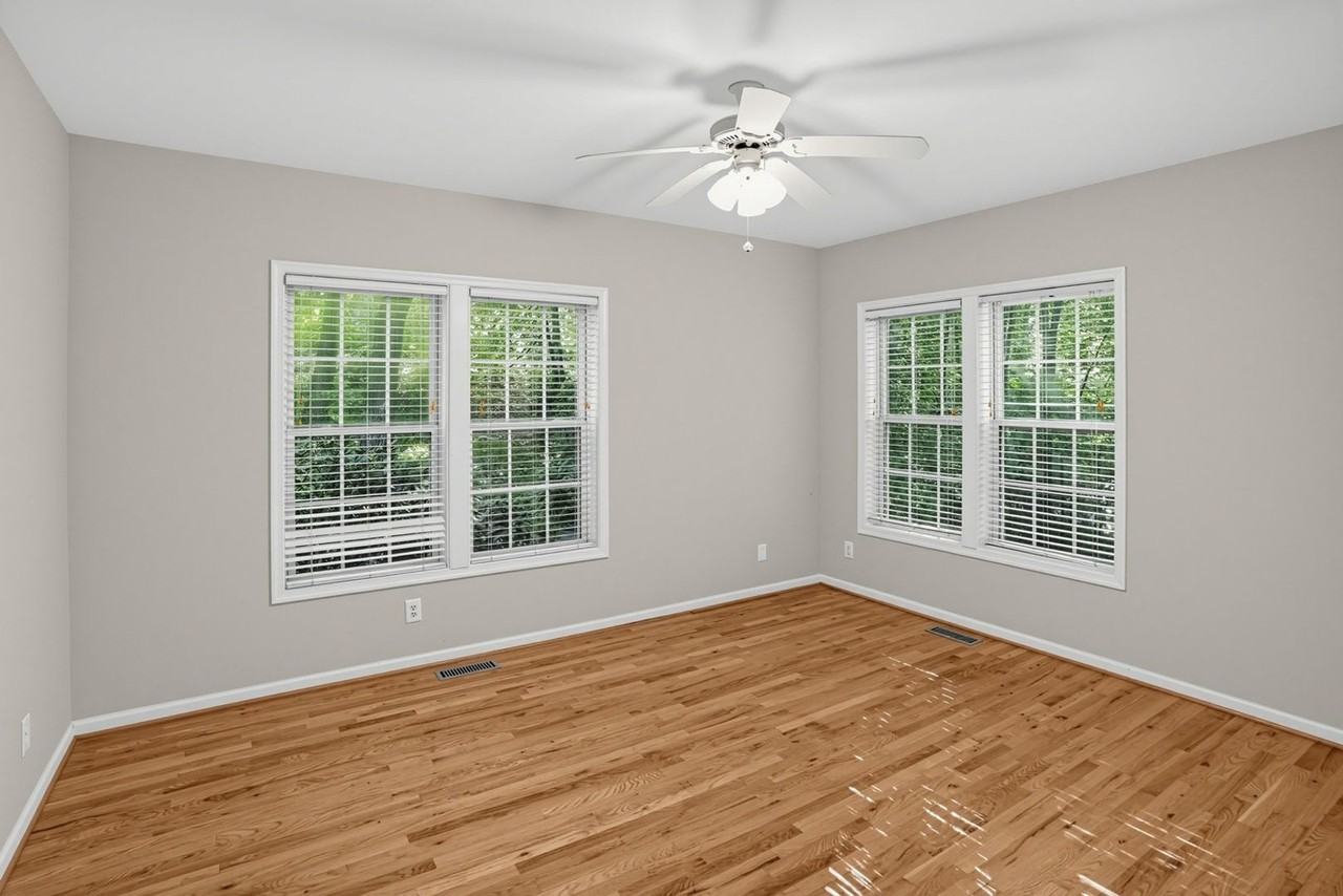 110 Birch Leaf Ln - Photo 6 of 24
