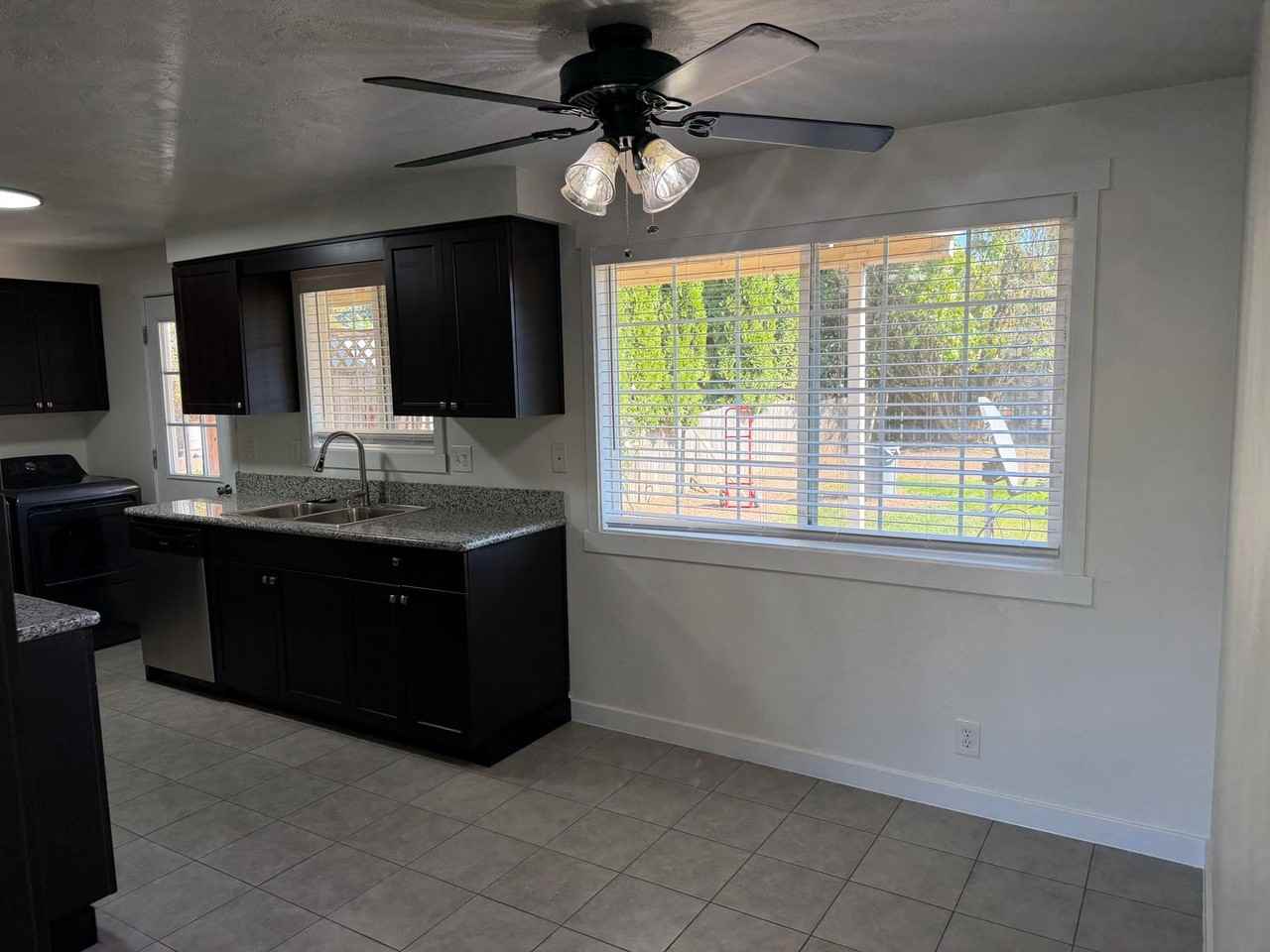 1675 Elanco Ave - Photo 6 of 27