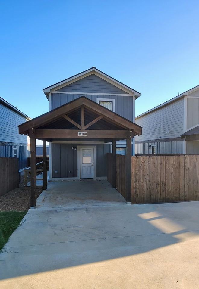10 Estes Way - Photo 4 of 5