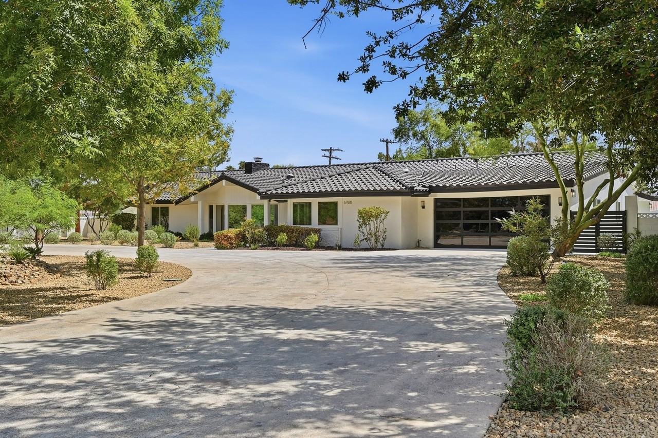 6980 Mira Vista St - Photo 4 of 50