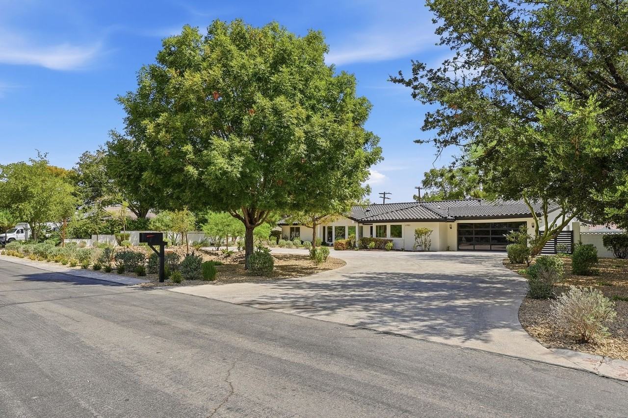 6980 Mira Vista St - Photo 5 of 50