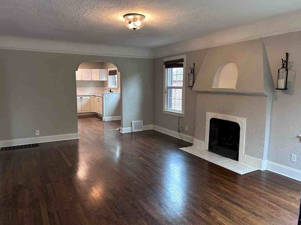 6618 Beacon Ave S - Photo 2 of 23