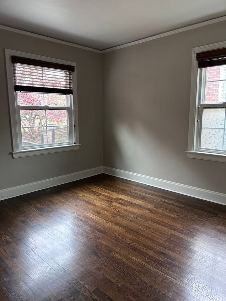 6618 Beacon Ave S - Photo 6 of 23