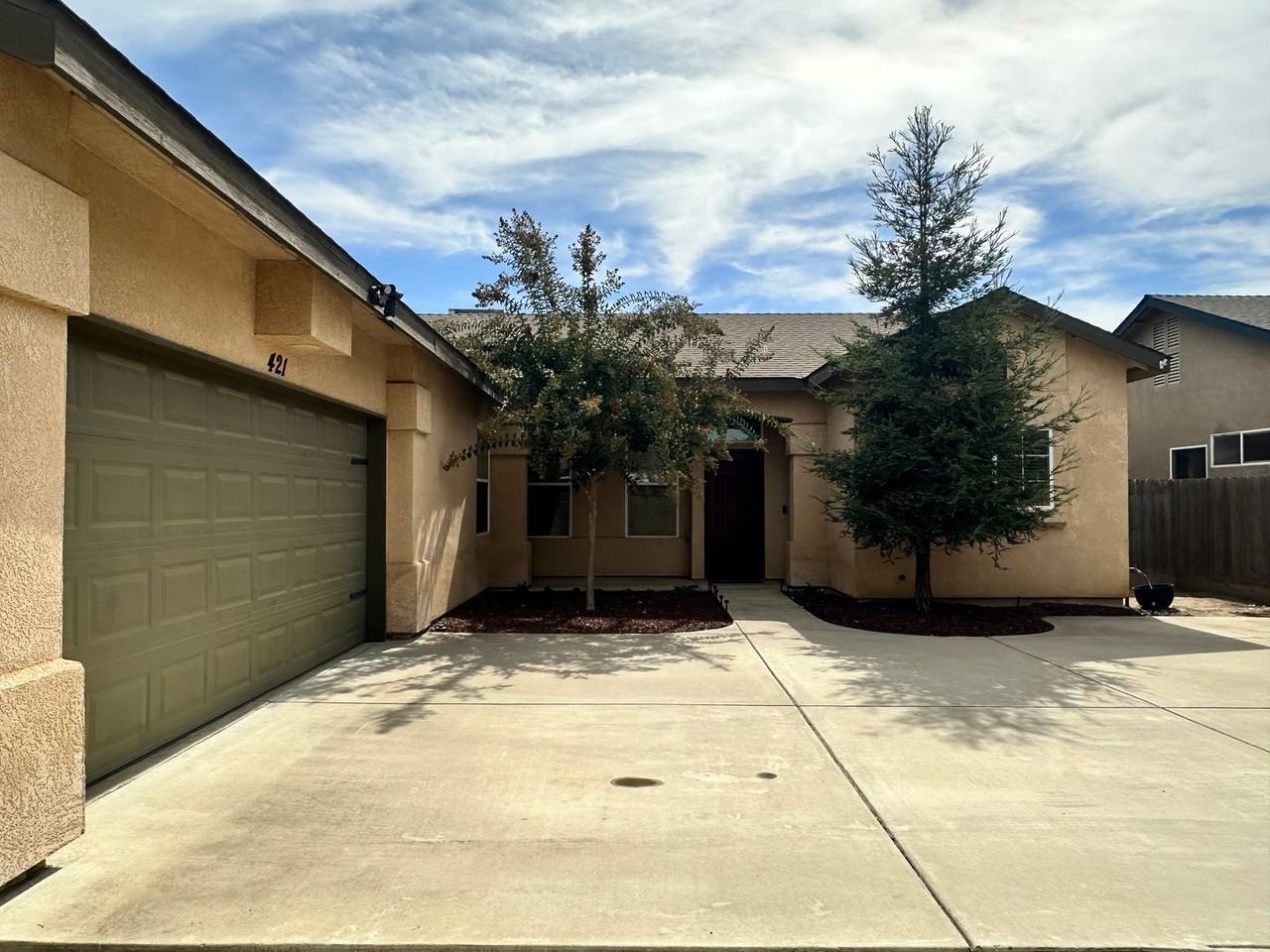 421 Trinta Ct - Photo 2 of 20