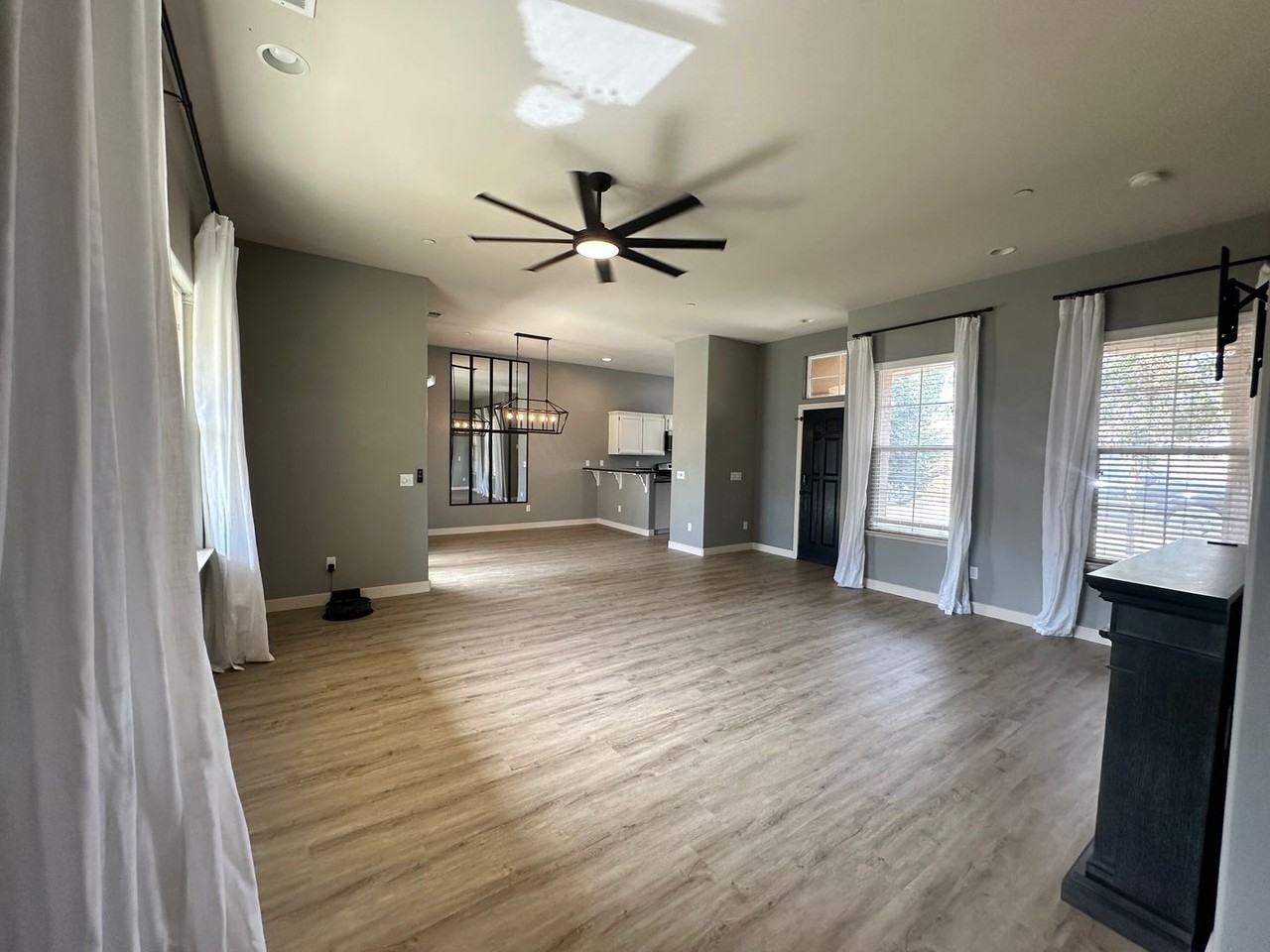 421 Trinta Ct - Photo 4 of 20
