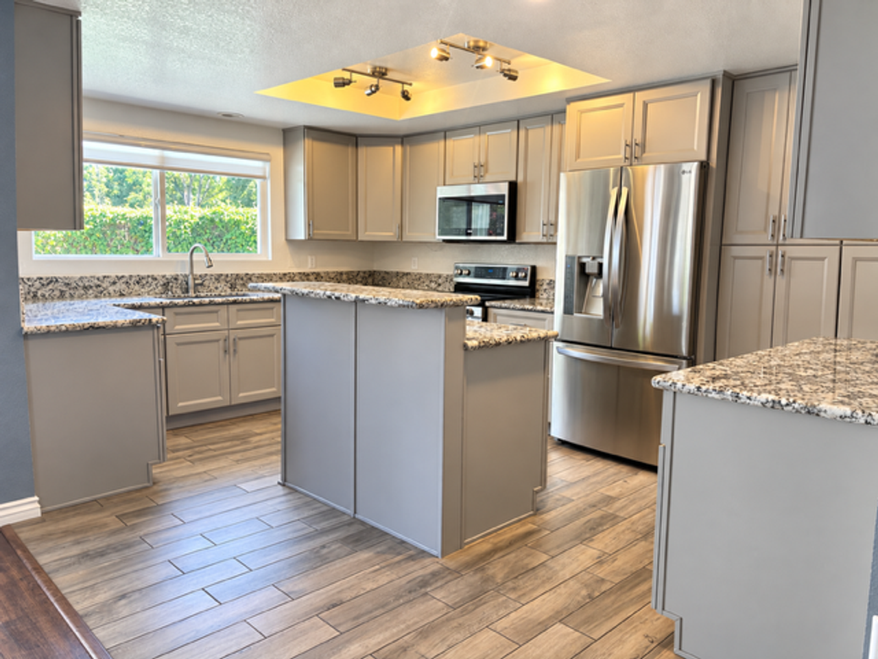 1736 Kingston Cir - Photo 5 of 18