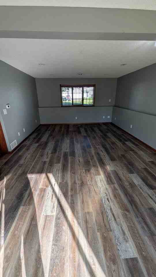 739 Lauren Ave - Photo 7 of 11