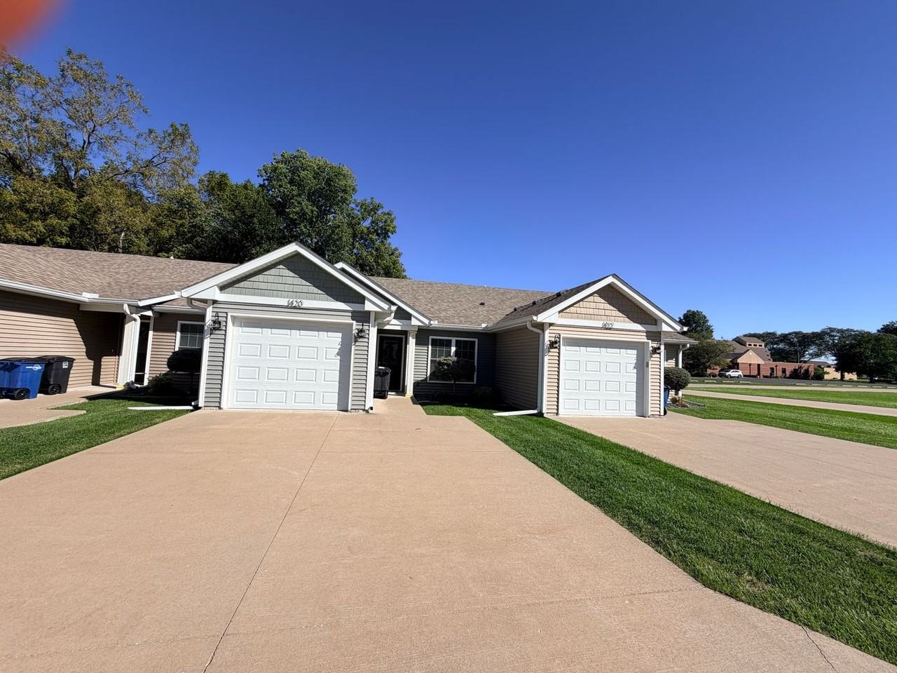 1420 51st Street Dr - Photo 2 of 25