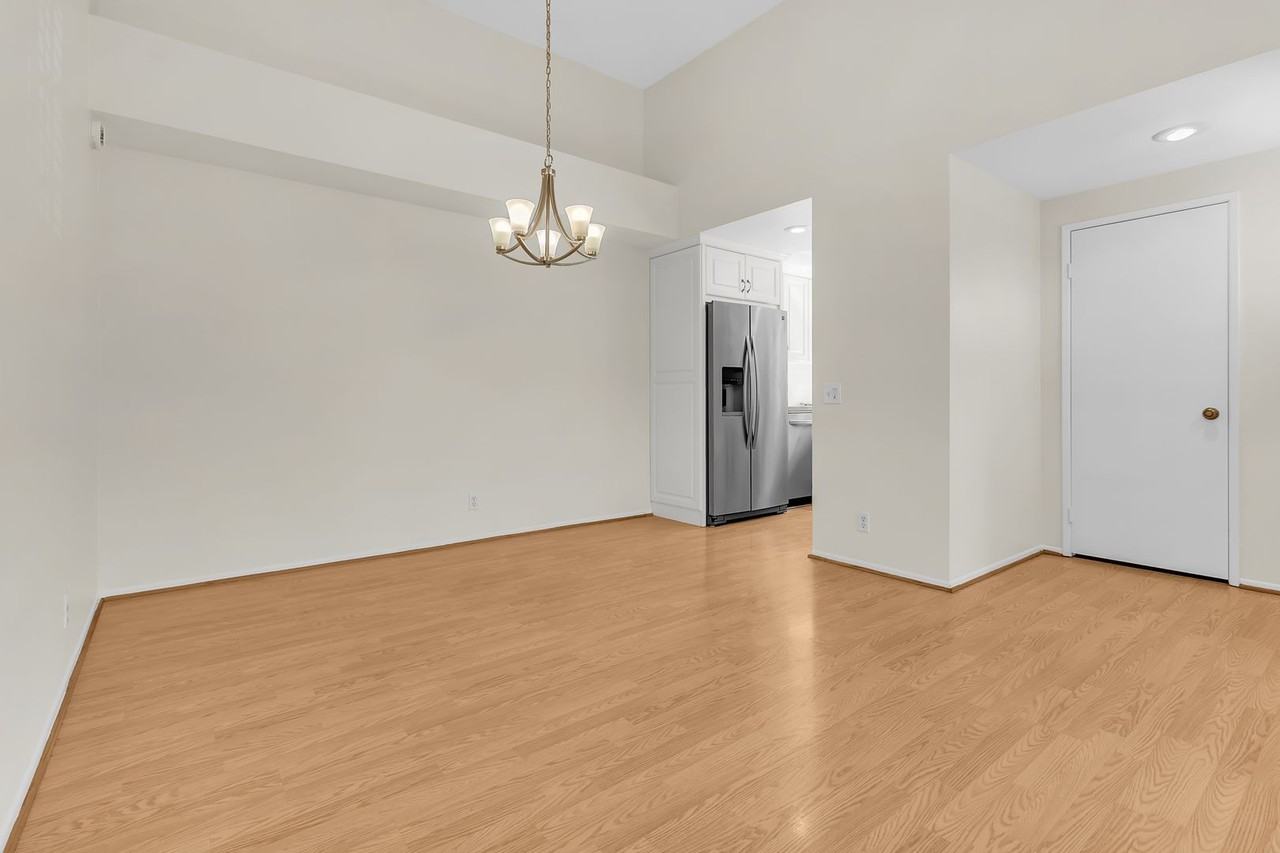 61 Stanford Ct #77 - Photo 7 of 21