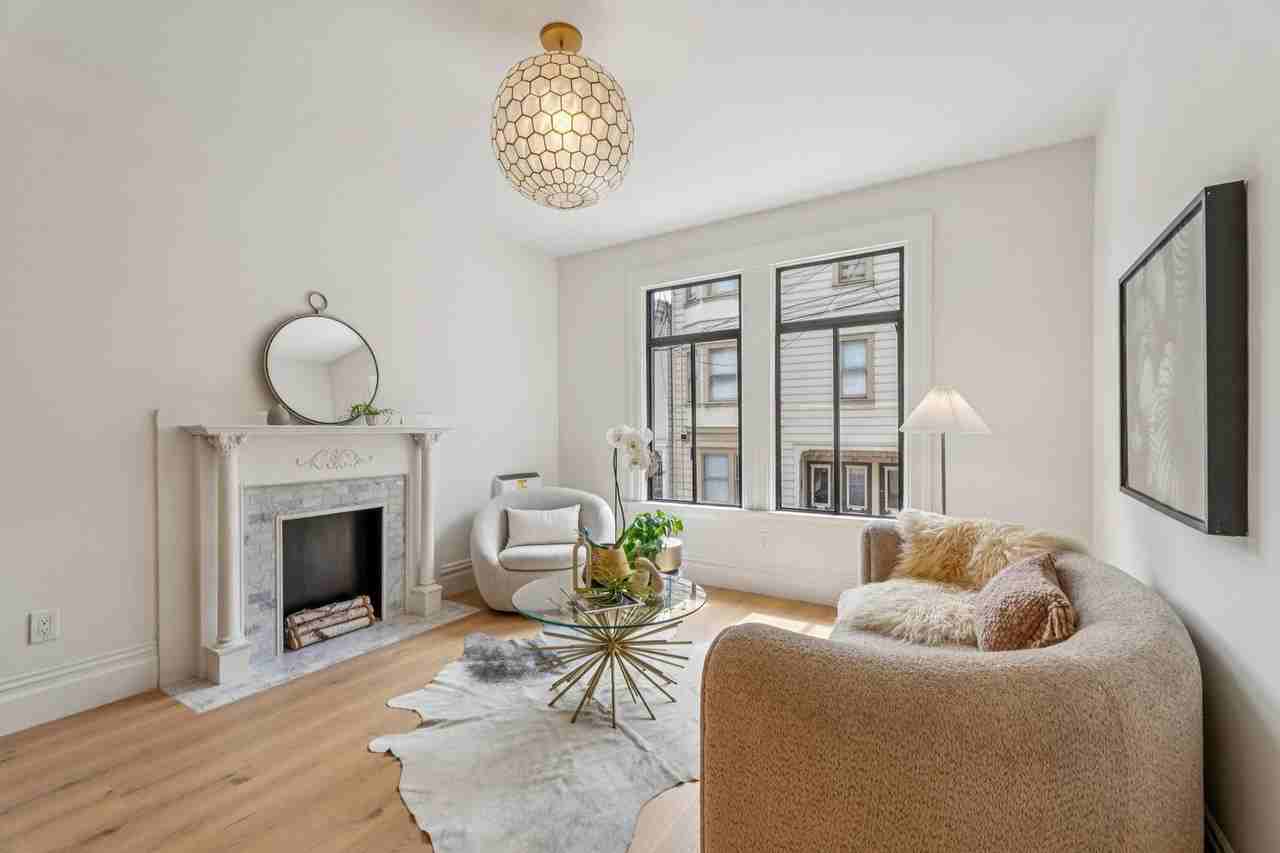 30 Bernard St - Photo 6 of 26