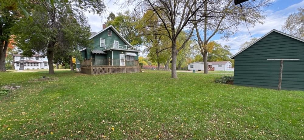 340 Parker Ave E #1 - Photo 3 of 28