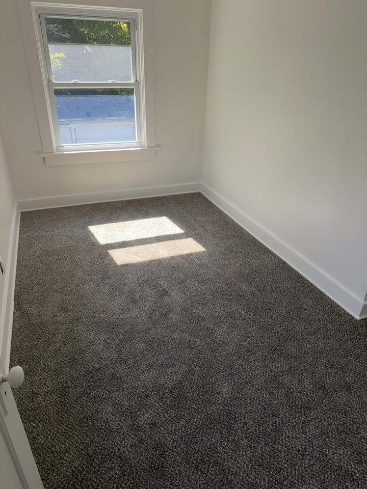 1936 Deanwood Ave #1938 - Photo 7 of 13