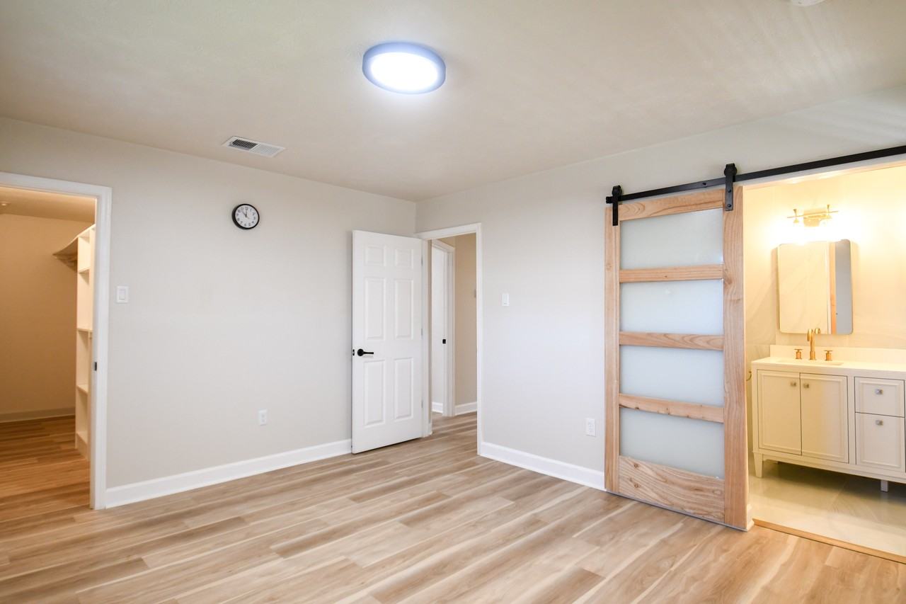 4416 Wilson Dr #1 - Photo 6 of 10
