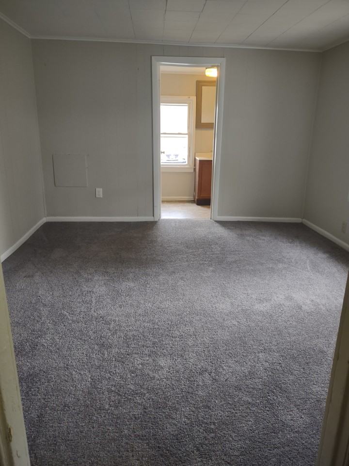 266 Cherry Hill Rd #1 - Photo 4 of 8