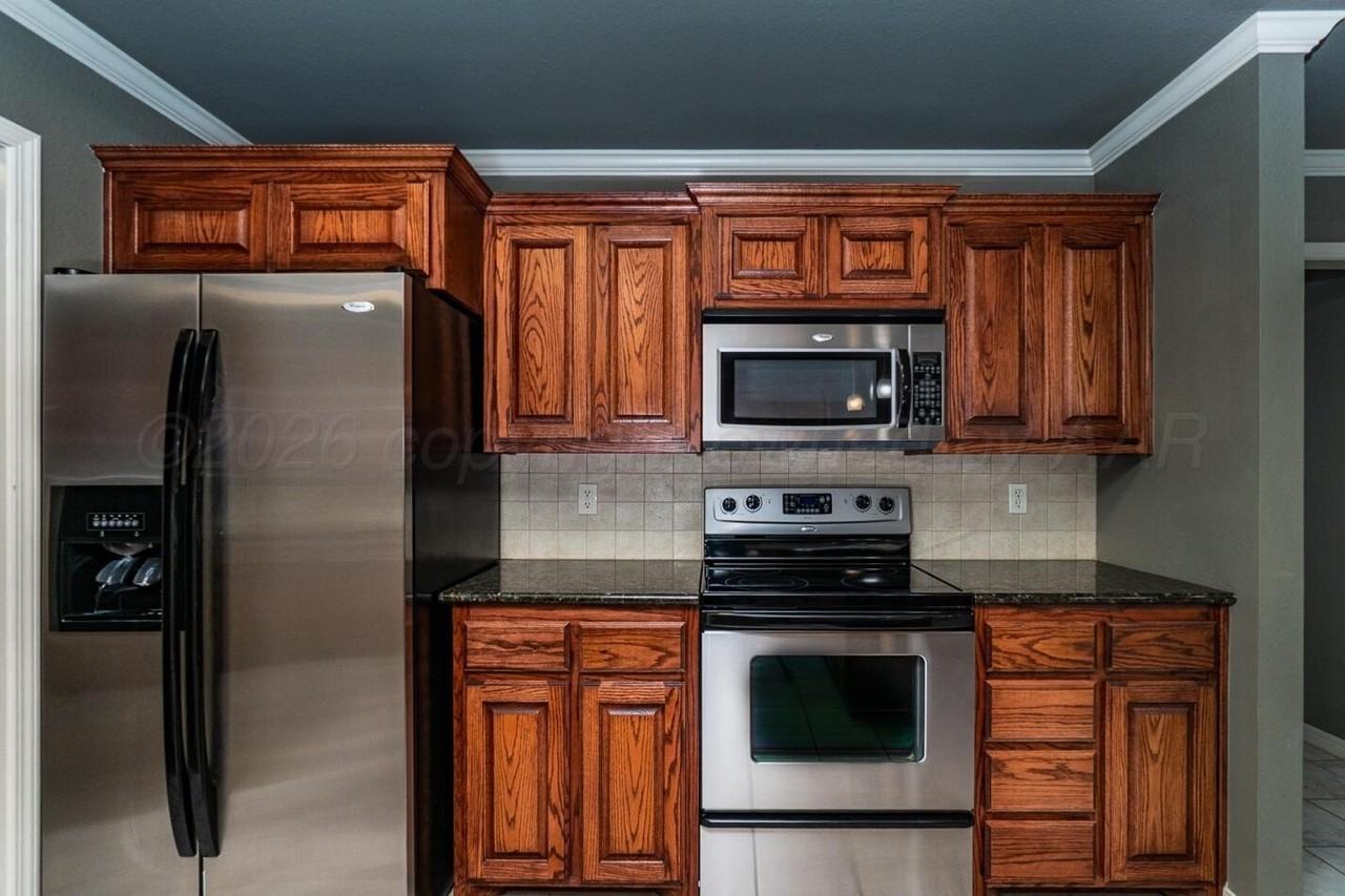 6713 Mosley St - Photo 4 of 25