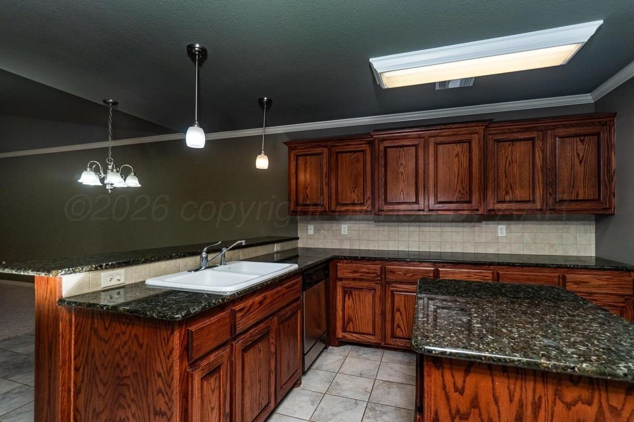 6713 Mosley St - Photo 6 of 25