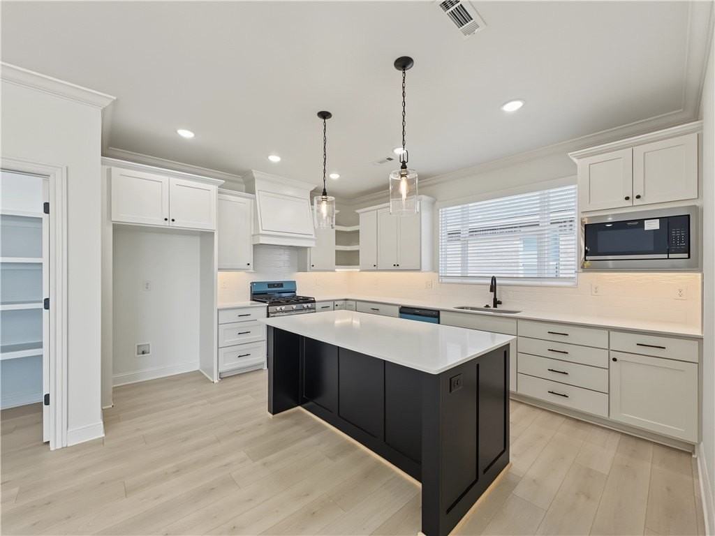 6607 SW Basswood Avenue - Photo 5 of 12