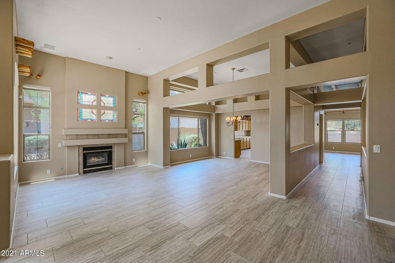 11530 E Desert Willow Dr - Photo 2 of 32