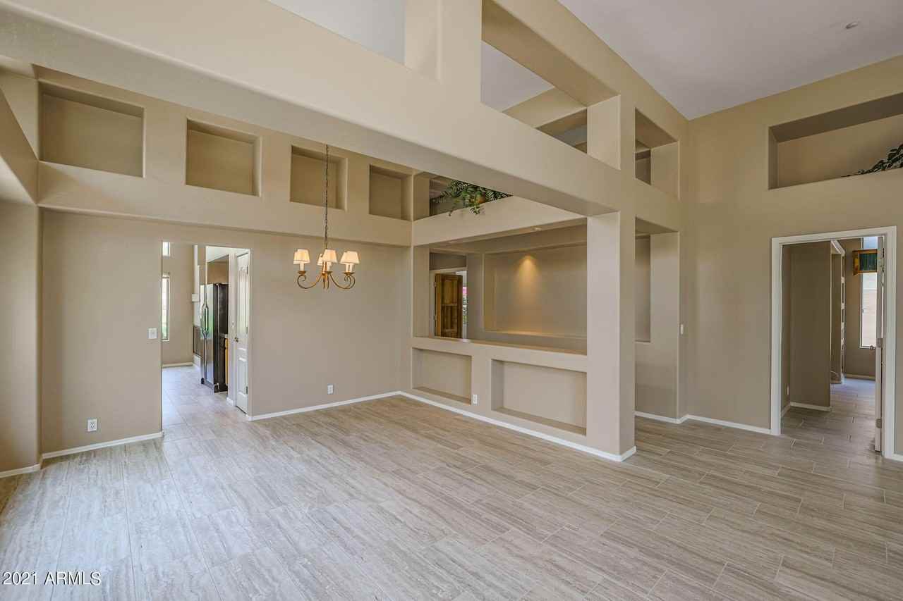 11530 E Desert Willow Dr - Photo 5 of 32
