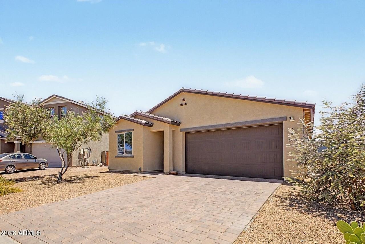13329 W Lariat Ln - Photo 3 of 29