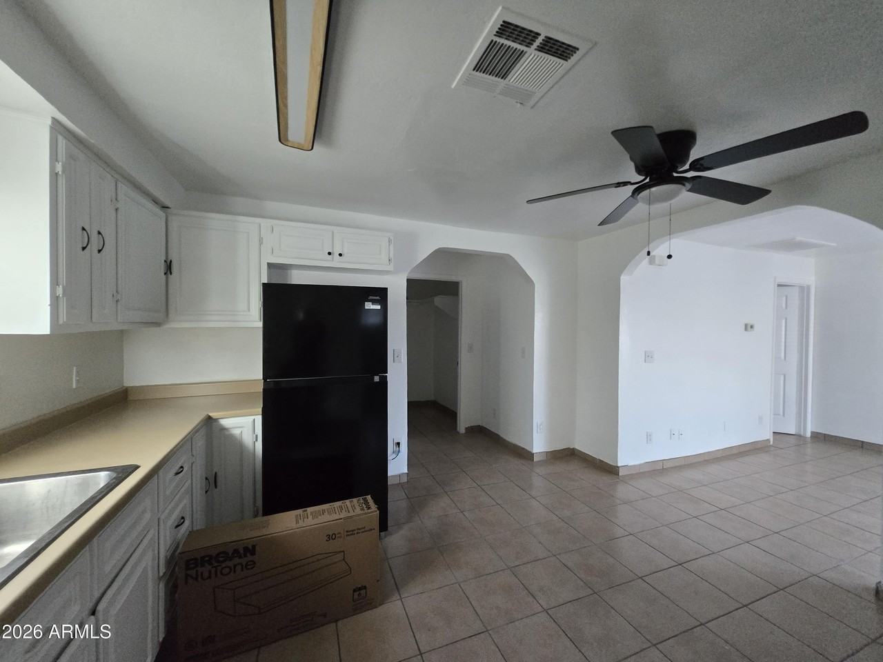 924 S 29th Ave #A - Photo 6 of 16